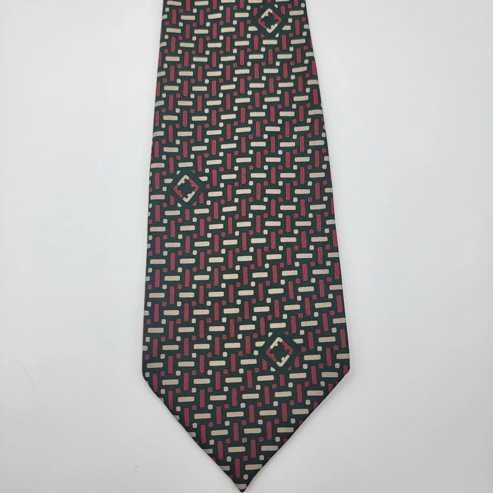 Salvatore Ferragamo Brown Beige Red‎ Necktie Tie 100% Silk Italy